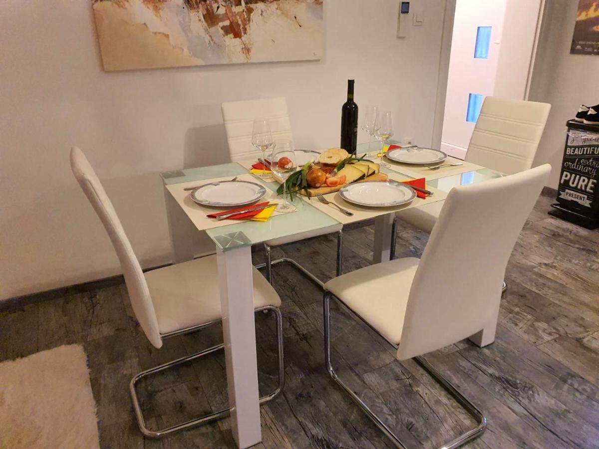 Apartment Bougainvilla Опатия Екстериор снимка